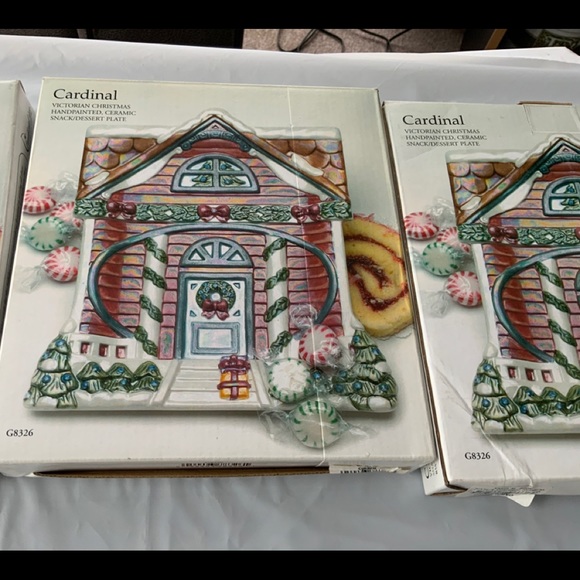 Cardinal Victorian Christmas 8” Plate - Picture 7 of 8